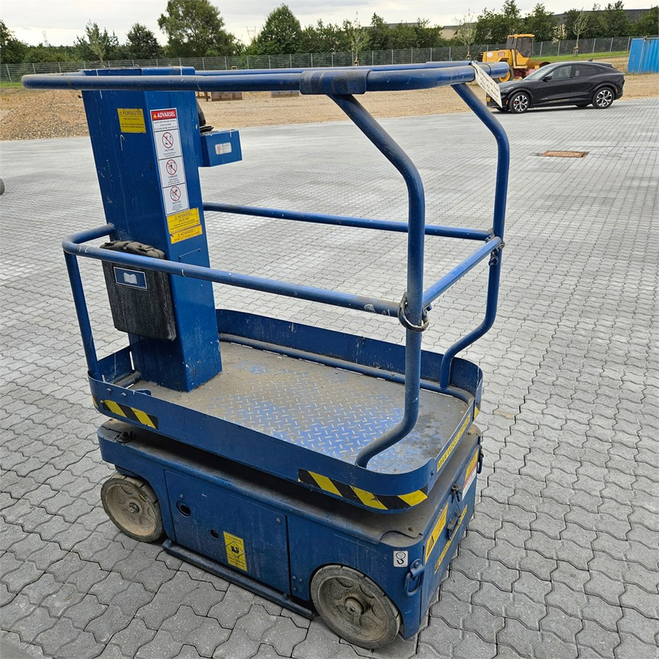 UpRight TM12 - Mastlift: bilde 5 UpRight TM12 - Mastlift: bilde 5