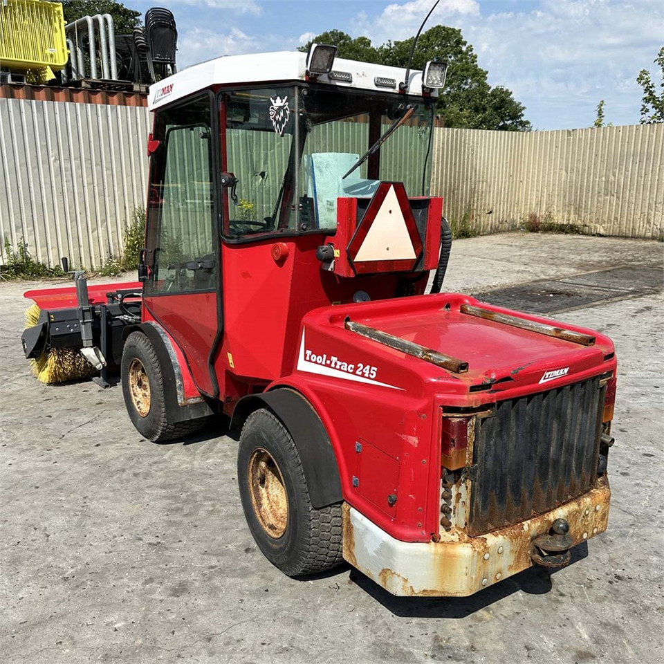 Timan Tool-Trac 245 - Utility-/ Spesiell maskin: bilde 5 Timan Tool-Trac 245 - Utility-/ Spesiell maskin: bilde 5