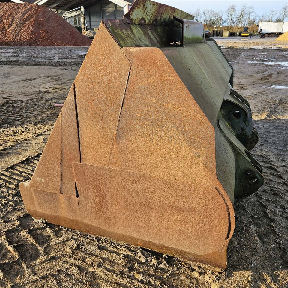 Volvo 3,8m3 - Lasterskuffe: bilde 3 Volvo 3,8m3 - Lasterskuffe: bilde 3