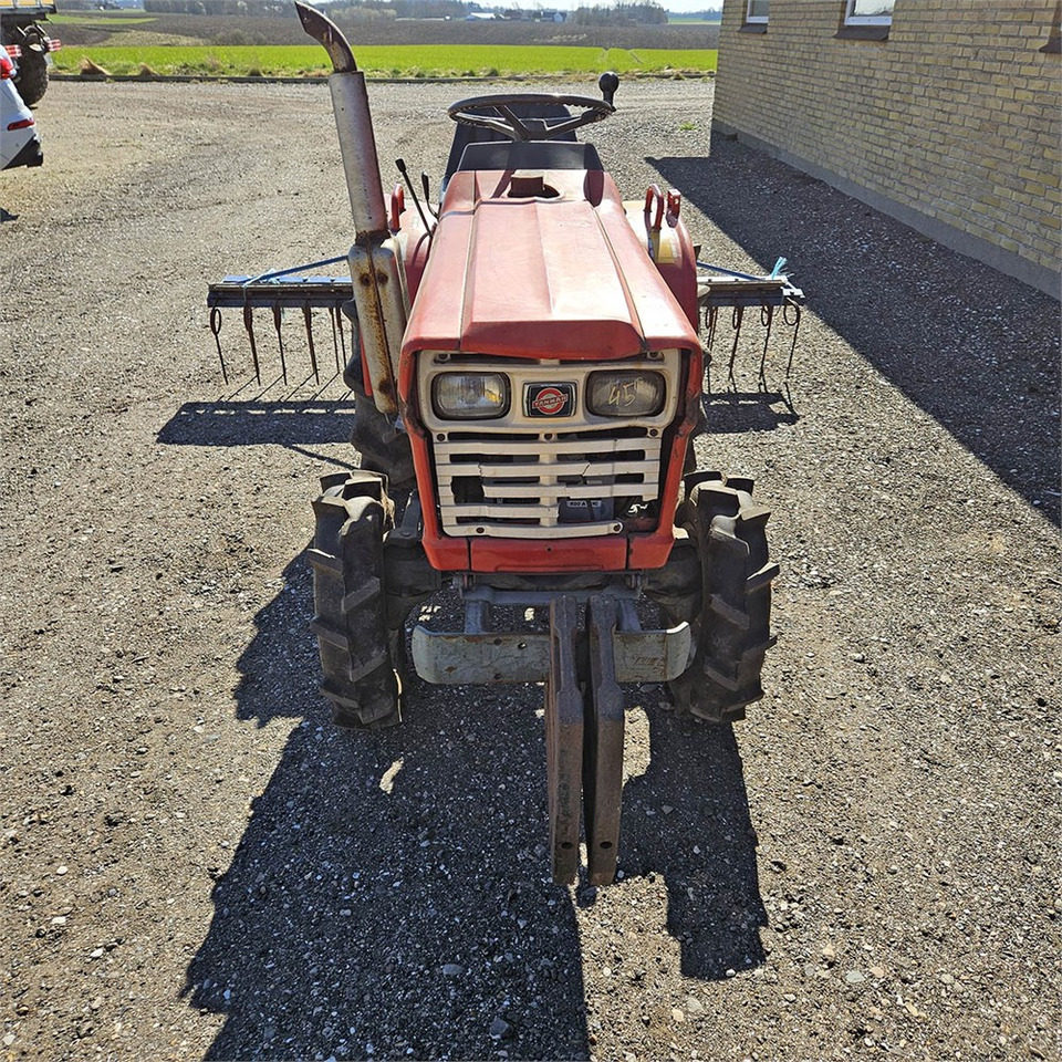 Yanmar 1510 D - Kommunale traktor: bilde 2 Yanmar 1510 D - Kommunale traktor: bilde 2