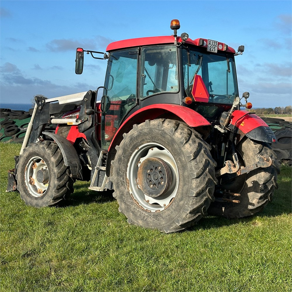 Zetor PROXIMA POWER 120 - Traktor: bilde 4 Zetor PROXIMA POWER 120 - Traktor: bilde 4