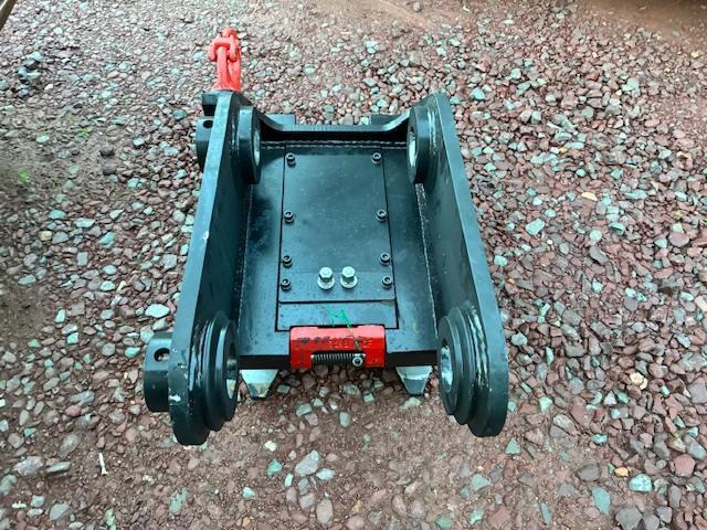 ARDEN EQUIPEMENT ATTACHE RAPIDE AE S060 - Hurtigkobling for Bygg og anlegg: bilde 4 ARDEN EQUIPEMENT ATTACHE RAPIDE AE S060 - Hurtigkobling for Bygg og anlegg: bilde 4