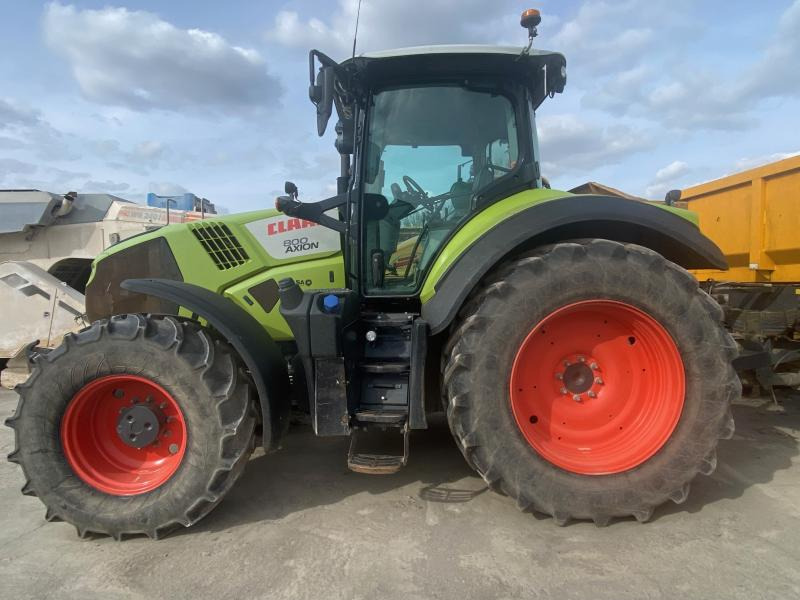 Claas Axion 800 - Traktor: bilde 1 Claas Axion 800 - Traktor: bilde 1