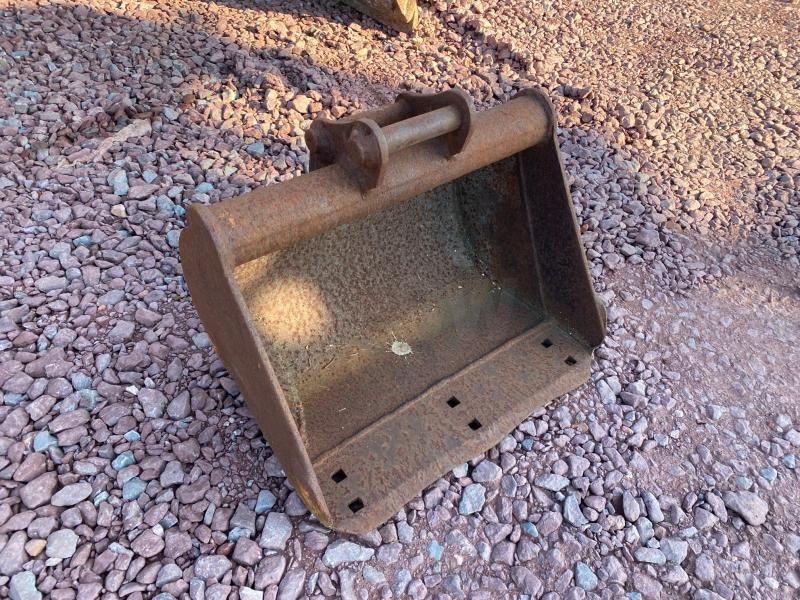 GEITH 40 CM POUR MINIPELLE - Gravemaskinskuffe for Bygg og anlegg: bilde 1 GEITH 40 CM POUR MINIPELLE - Gravemaskinskuffe for Bygg og anlegg: bilde 1