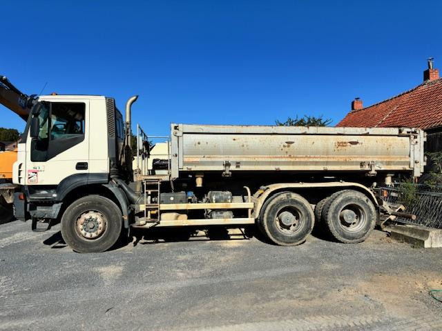 Iveco TRAKKER 410 - Tippbil: bilde 3 Iveco TRAKKER 410 - Tippbil: bilde 3