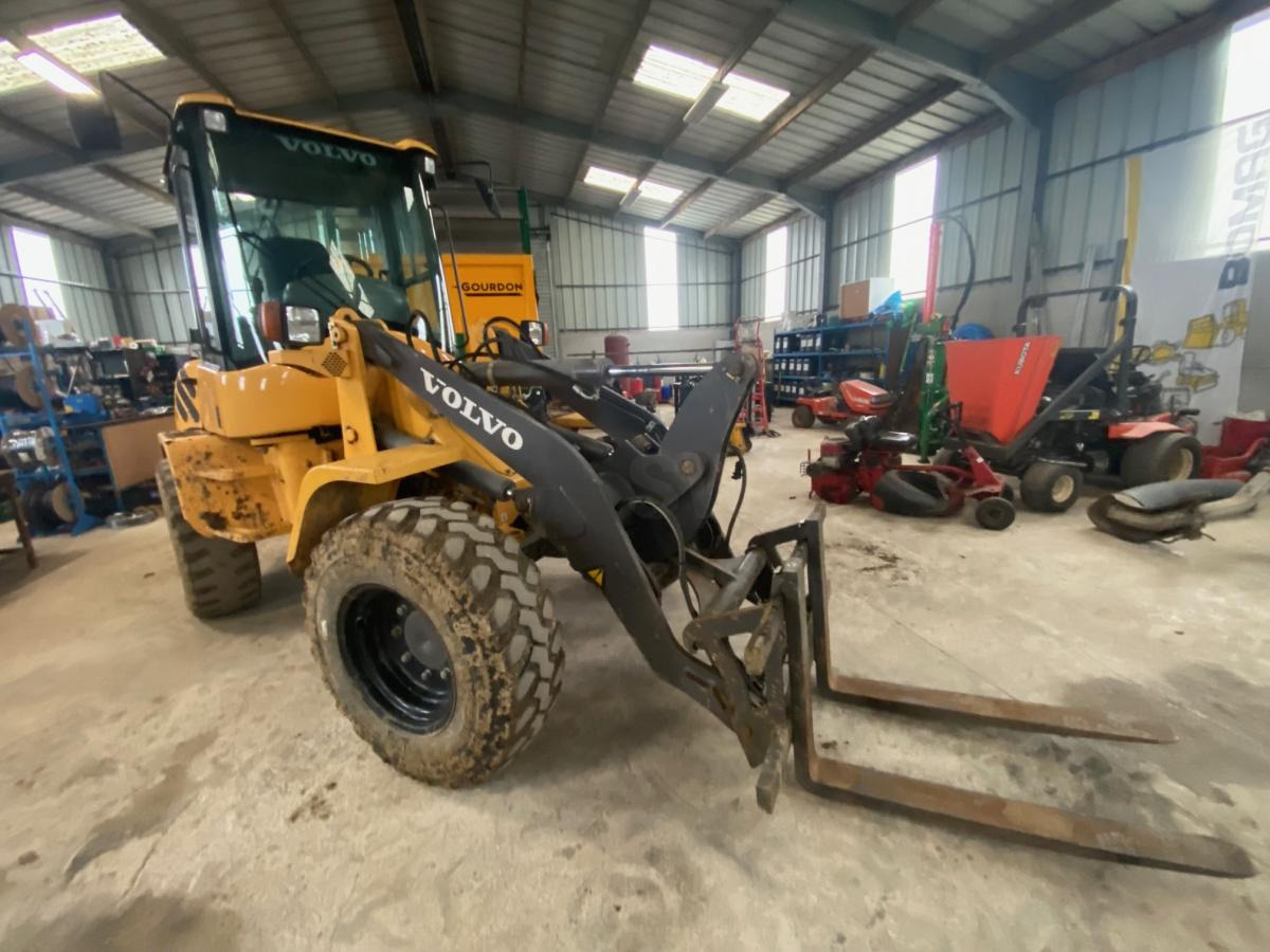 Volvo L 30 B ZX - Minilaster: bilde 1 Volvo L 30 B ZX - Minilaster: bilde 1