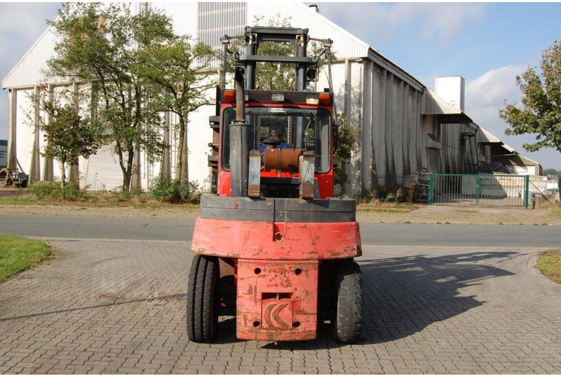 Kalmar DCD80-6 - Dieseltruck: bilde 5 Kalmar DCD80-6 - Dieseltruck: bilde 5