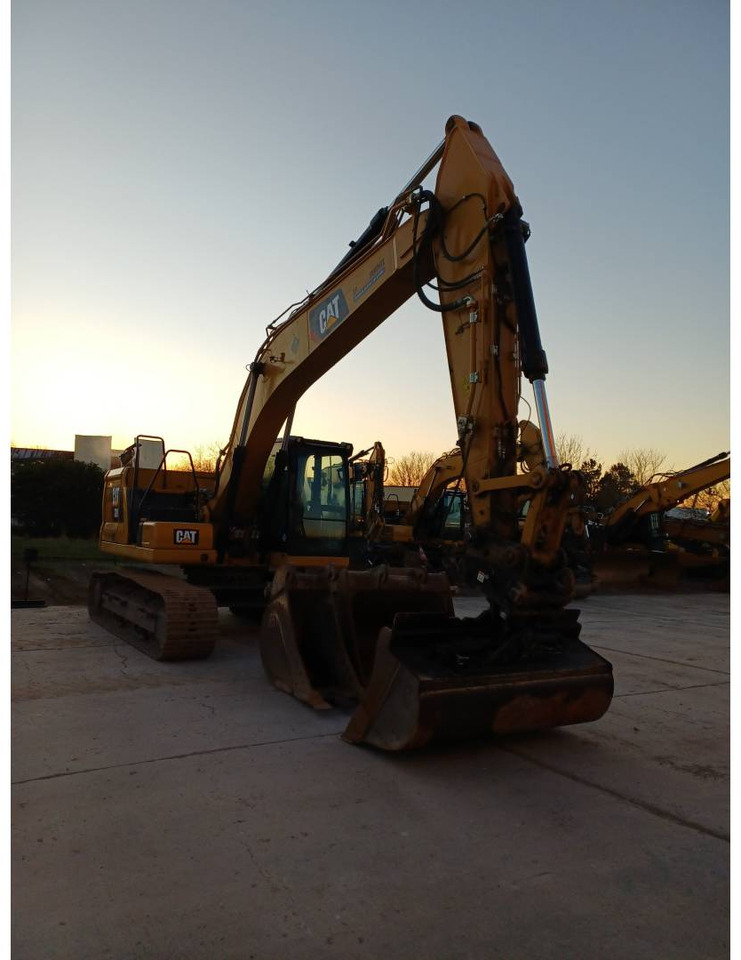 CAT 320 - Beltegraver: bilde 1 CAT 320 - Beltegraver: bilde 1