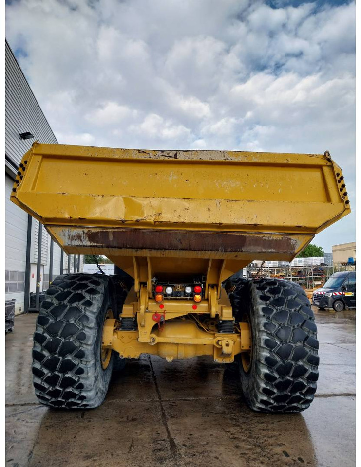 Rammestyrt dumper CAT 745: bilde 10