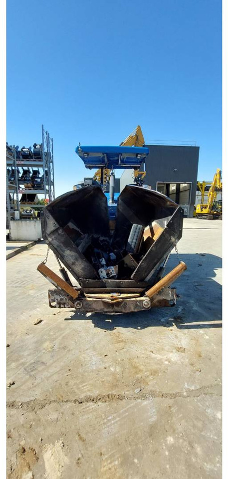 CAT AP355F - Asfaltutlegger: bilde 4 CAT AP355F - Asfaltutlegger: bilde 4