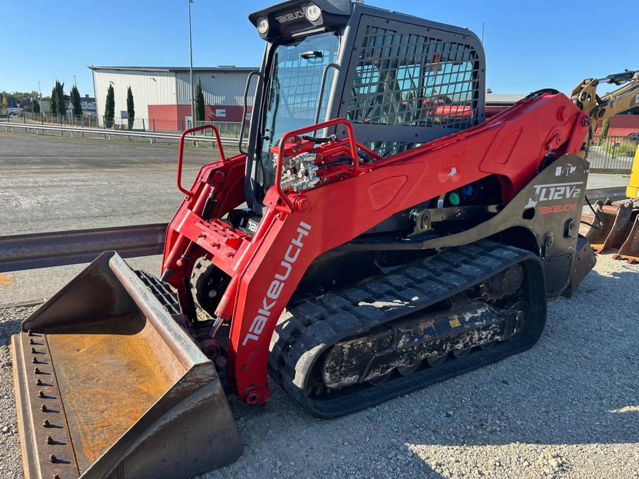 TAKEUCHI MFG. CO. LTD. TL12 - Beltelaster: bilde 1 TAKEUCHI MFG. CO. LTD. TL12 - Beltelaster: bilde 1