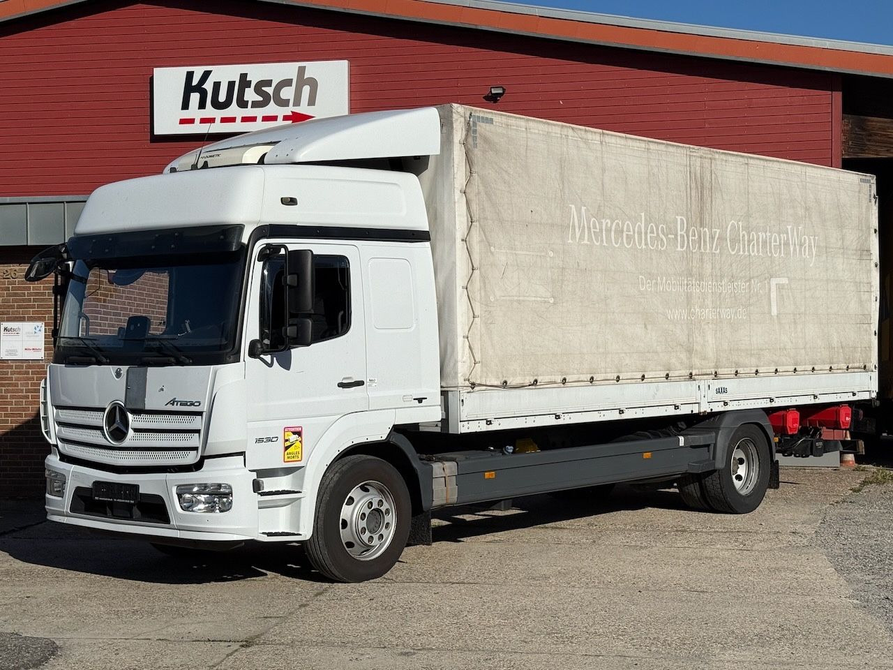 Mercedes-Benz MB 1530L Atego Plane/Lbw., Hochdach, - Kapellbil: bilde 1 Mercedes-Benz MB 1530L Atego Plane/Lbw., Hochdach, - Kapellbil: bilde 1