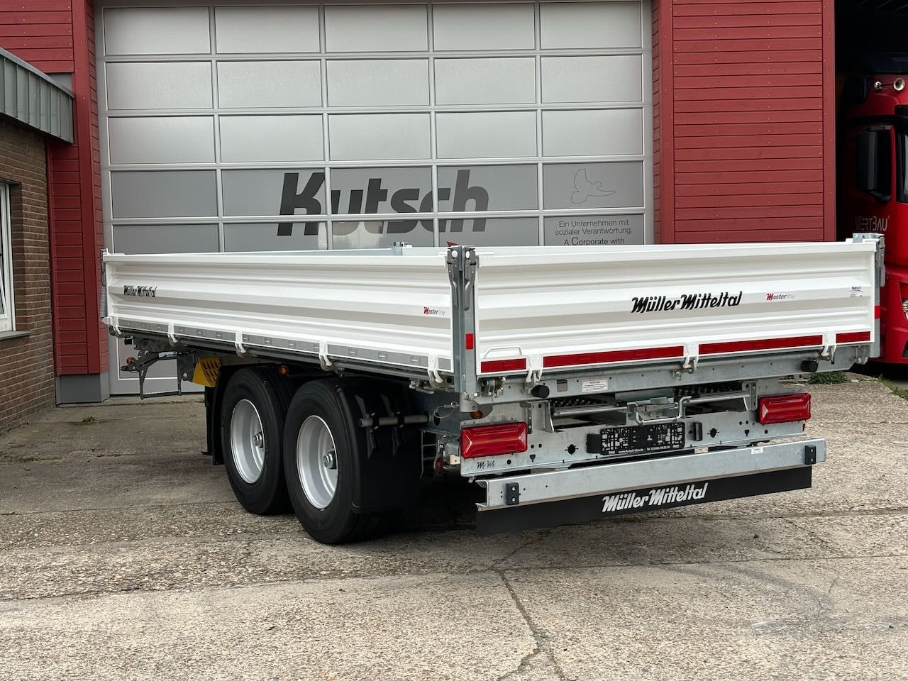 Müller-Mitteltal KA-TA-R 11,9/024 Breitreifen, Alu-Rampen, LED - Tipphenger: bilde 4 Müller-Mitteltal KA-TA-R 11,9/024 Breitreifen, Alu-Rampen, LED - Tipphenger: bilde 4