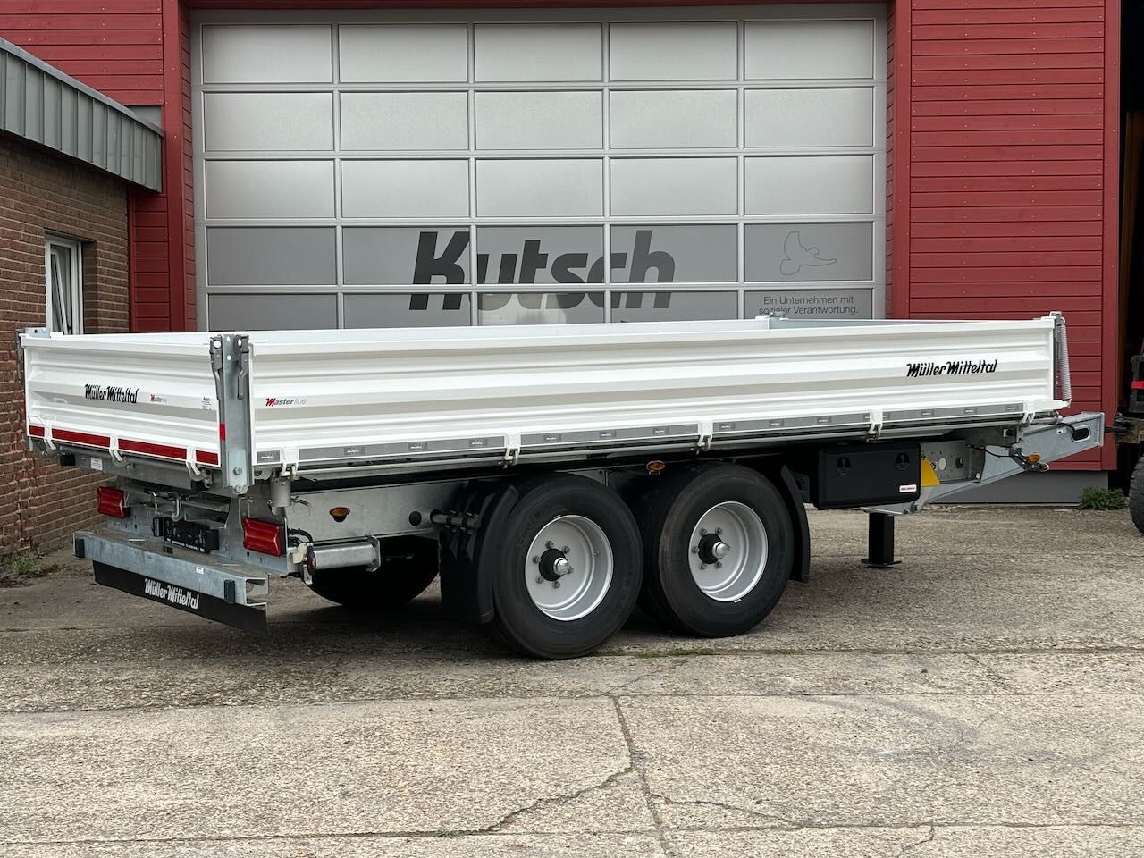 Müller-Mitteltal KA-TA-R 11,9/024 Breitreifen, Alu-Rampen, LED - Tipphenger: bilde 3 Müller-Mitteltal KA-TA-R 11,9/024 Breitreifen, Alu-Rampen, LED - Tipphenger: bilde 3