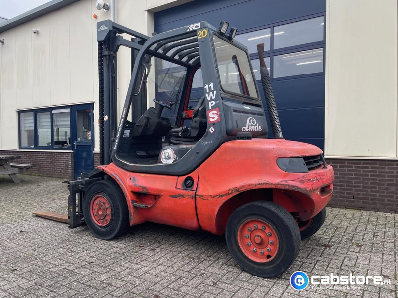 Linde H45D Bouwjaar 2002 - Draaiuren 15.485 - Side Shift - Vorkverstelling - Half gesloten cabine - 4500 kg - Dieseltruck: bilde 4 Linde H45D Bouwjaar 2002 - Draaiuren 15.485 - Side Shift - Vorkverstelling - Half gesloten cabine - 4500 kg - Dieseltruck: bilde 4