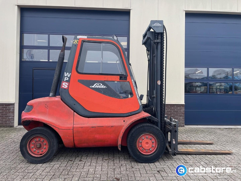 Linde H45D Bouwjaar 2002 - Draaiuren 15.485 - Side Shift - Vorkverstelling - Half gesloten cabine - 4500 kg - Dieseltruck: bilde 2 Linde H45D Bouwjaar 2002 - Draaiuren 15.485 - Side Shift - Vorkverstelling - Half gesloten cabine - 4500 kg - Dieseltruck: bilde 2