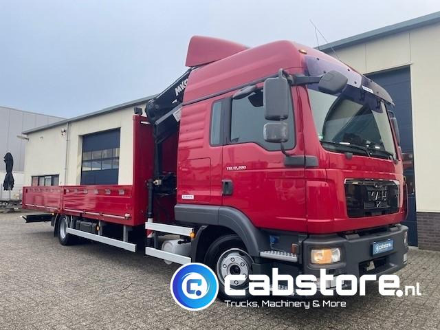 MAN TGL 12.220 4x2 BL Kraanwagen + open laadbak - Euro 5 - Handgeschakeld 6 speed - 6 Cilinder motor - MKG Laadkraan met afstandsbediening - Laadbak 690 cm lang! - Zeer nette MAN - Kranbil: bilde 4 MAN TGL 12.220 4x2 BL Kraanwagen + open laadbak - Euro 5 - Handgeschakeld 6 speed - 6 Cilinder motor - MKG Laadkraan met afstandsbediening - Laadbak 690 cm lang! - Zeer nette MAN - Kranbil: bilde 4
