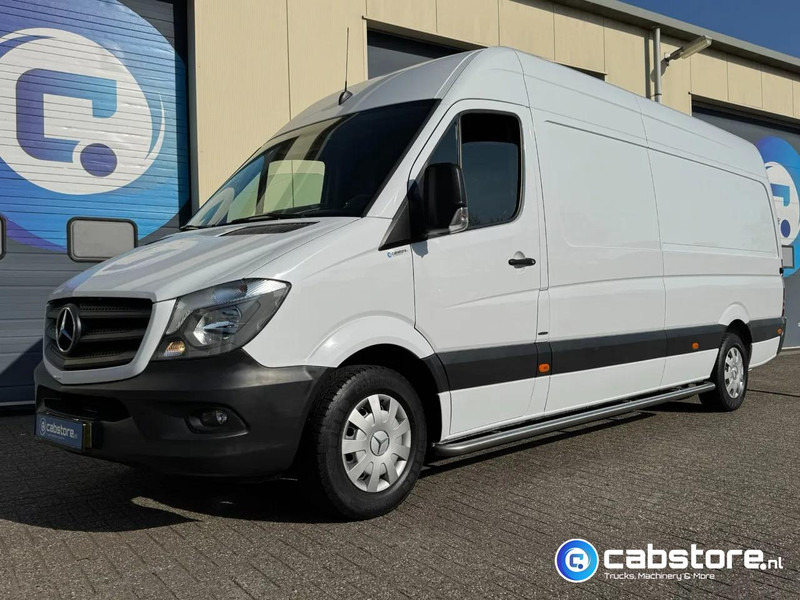Mercedes-Benz Sprinter 316 CDI L3/H2 316 CDI Euro 5 - L3/H2 - Automaat - Geïntegreerde rijplaten in vloer - Bearlock - Year 2015 - Nieuwe banden - Camperbus - Kassebil: bilde 1 Mercedes-Benz Sprinter 316 CDI L3/H2 316 CDI Euro 5 - L3/H2 - Automaat - Geïntegreerde rijplaten in vloer - Bearlock - Year 2015 - Nieuwe banden - Camperbus - Kassebil: bilde 1