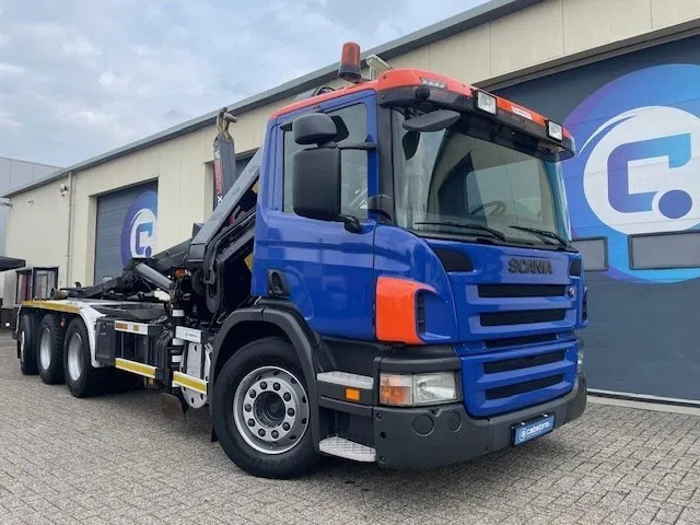 Scania P380 LB 8x4*4 HNA Euro 5 - HIAB 211 E-3 Hipro Crane with remote control + Multilift XR26S61 Hooklift - Year 2009 - Km 336.501 !! - Good condition - Kranbil: bilde 2 Scania P380 LB 8x4*4 HNA Euro 5 - HIAB 211 E-3 Hipro Crane with remote control + Multilift XR26S61 Hooklift - Year 2009 - Km 336.501 !! - Good condition - Kranbil: bilde 2