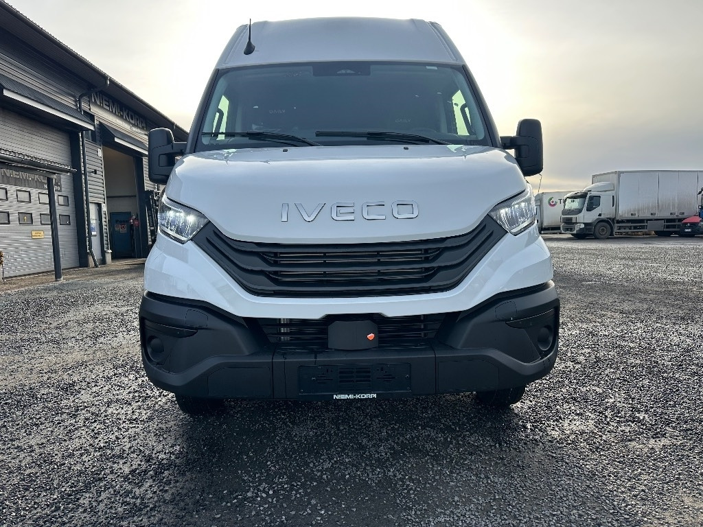 Iveco Daily 50C18 16m3 - Kassebil: bilde 3 Iveco Daily 50C18 16m3 - Kassebil: bilde 3