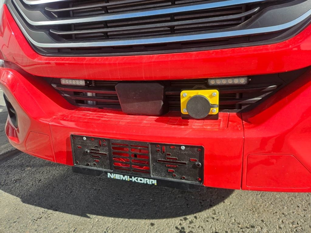 Leie Iveco Daily 72 C180 nopeaan toimitukseen Iveco Daily 72 C180 nopeaan toimitukseen: bilde 15 Leie Iveco Daily 72 C180 nopeaan toimitukseen Iveco Daily 72 C180 nopeaan toimitukseen: bilde 15