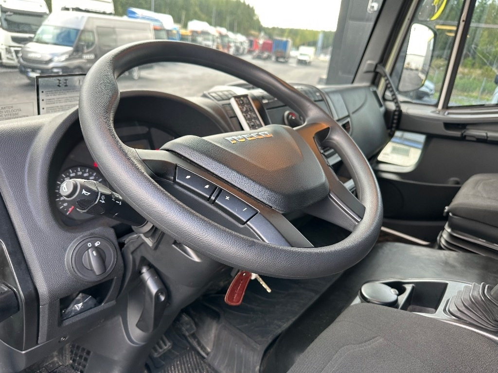 Ny Kranbil Iveco Eurocargo ML150E28 4x4 sähkölaitos varustein: bilde 25