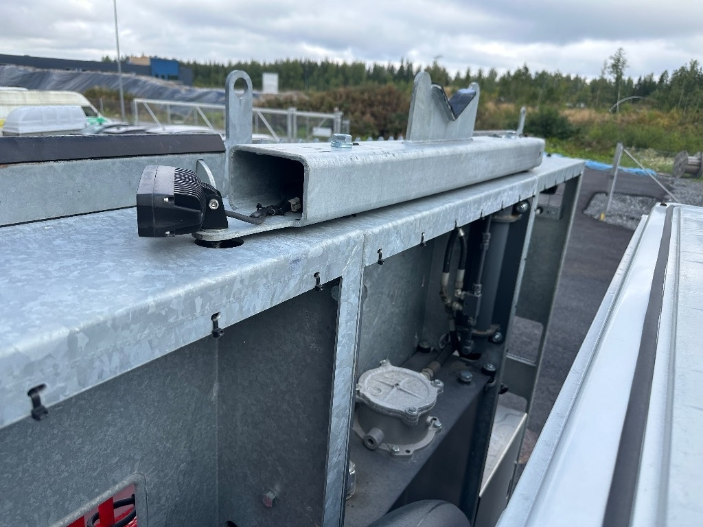 Ny Kranbil Iveco Eurocargo ML150E28 4x4 sähkölaitos varustein: bilde 20