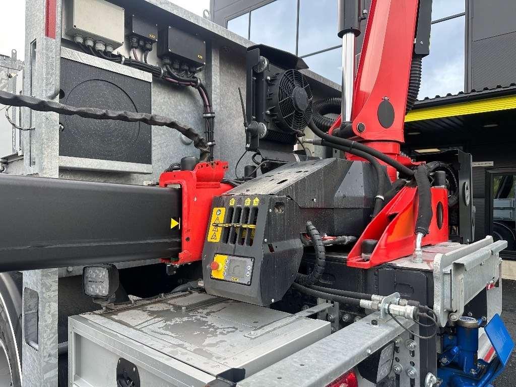 Ny Kranbil Iveco Eurocargo ML150E28 4x4 sähkölaitos varustein: bilde 8