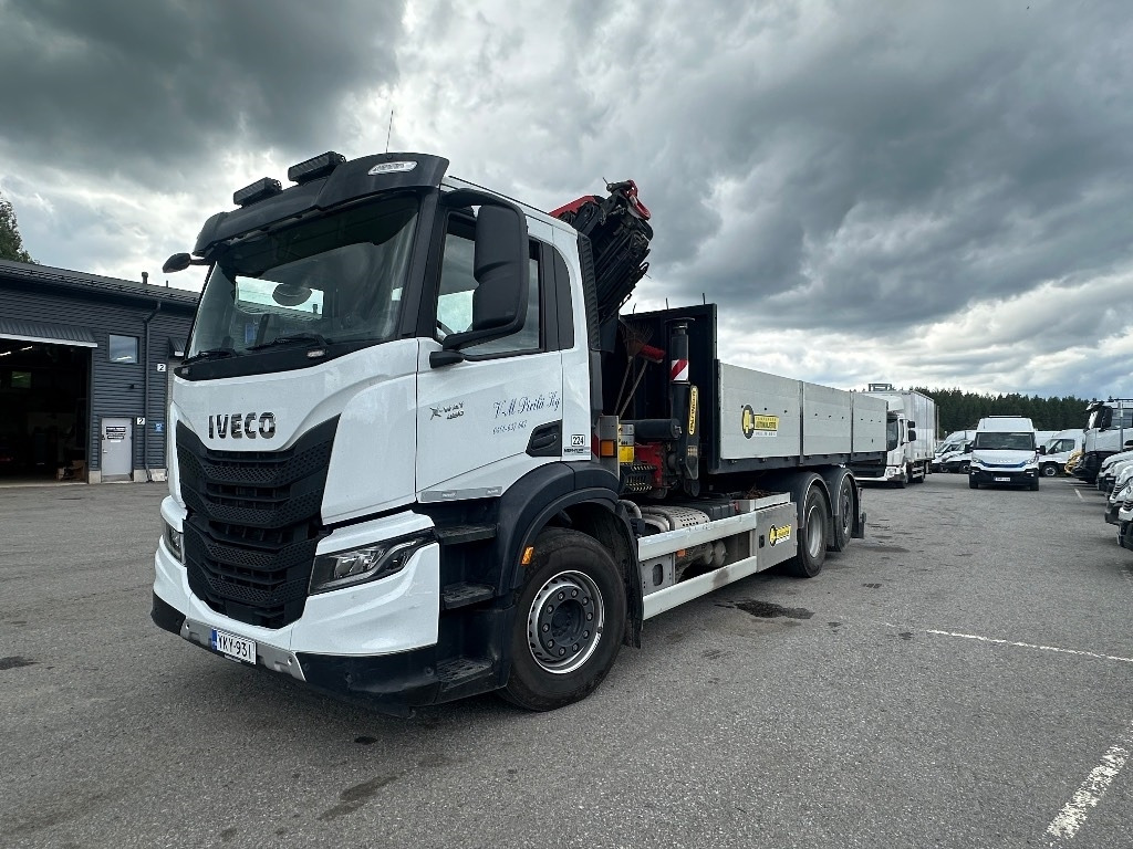 Iveco S-Way AD 260S48 - Kranbil: bilde 1 Iveco S-Way AD 260S48 - Kranbil: bilde 1