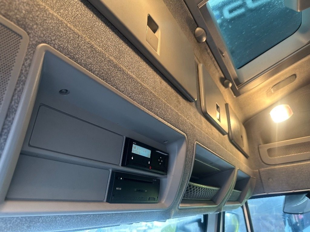 Tømmerbil Iveco Trakker AT410T500 10x4: bilde 16