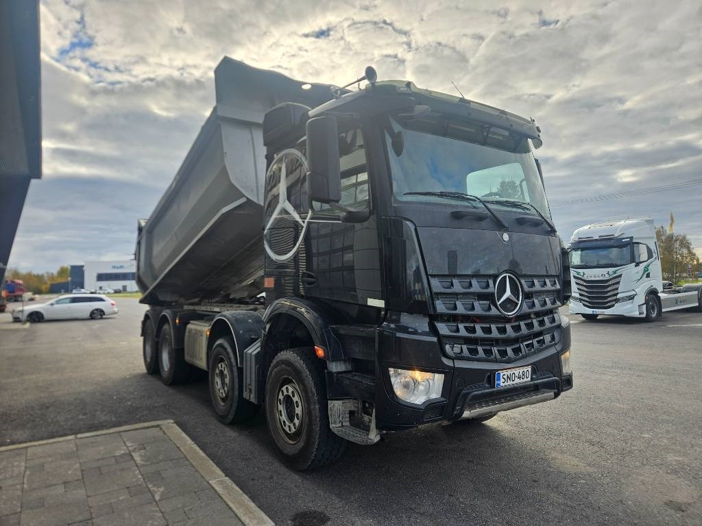Mercedes-Benz Arocs 8x4 - Tippbil: bilde 2 Mercedes-Benz Arocs 8x4 - Tippbil: bilde 2