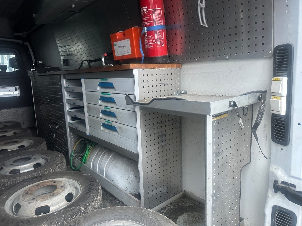 Renault Master huoltoauto varusteineen - Kassebil: bilde 5 Renault Master huoltoauto varusteineen - Kassebil: bilde 5