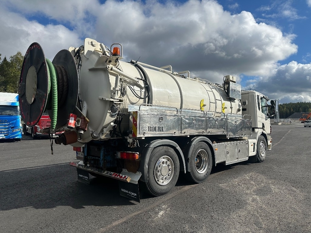 Scania P340 6x2*4 - Vakuum lastebil: bilde 4 Scania P340 6x2*4 - Vakuum lastebil: bilde 4