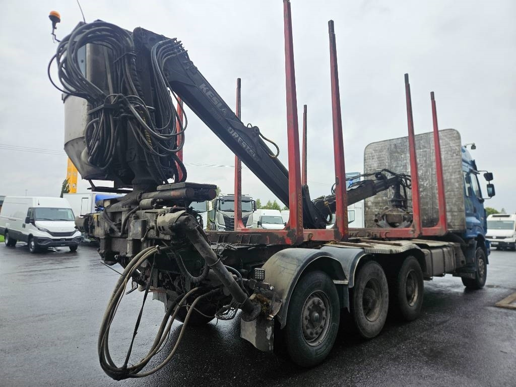 Sisu C600 8x4 kesla 2010 - Tømmerbil: bilde 3 Sisu C600 8x4 kesla 2010 - Tømmerbil: bilde 3