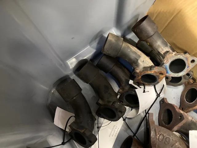 Scania Manifold – Scania 2371708 - Motor og deler for Lastebil: bilde 1 Scania Manifold – Scania 2371708 - Motor og deler for Lastebil: bilde 1