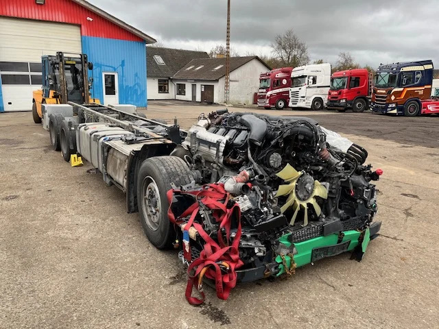 Scania S590 6X2 - Chassis lastebil: bilde 2 Scania S590 6X2 - Chassis lastebil: bilde 2