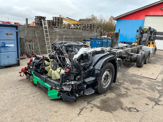 Scania S590 6X2 - Chassis lastebil: bilde 1 Scania S590 6X2 - Chassis lastebil: bilde 1