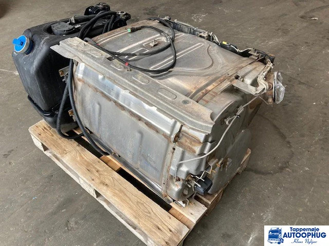 Scania S650 udstødning / silencer Scania 2539551 - Eksosanlegg for Lastebil: bilde 1 Scania S650 udstødning / silencer Scania 2539551 - Eksosanlegg for Lastebil: bilde 1