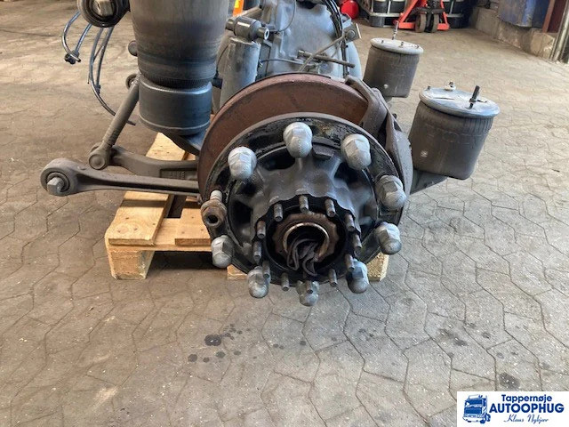 Volvo 22037077 – Volvo rear hub - Aksel og deler for Lastebil: bilde 1 Volvo 22037077 – Volvo rear hub - Aksel og deler for Lastebil: bilde 1