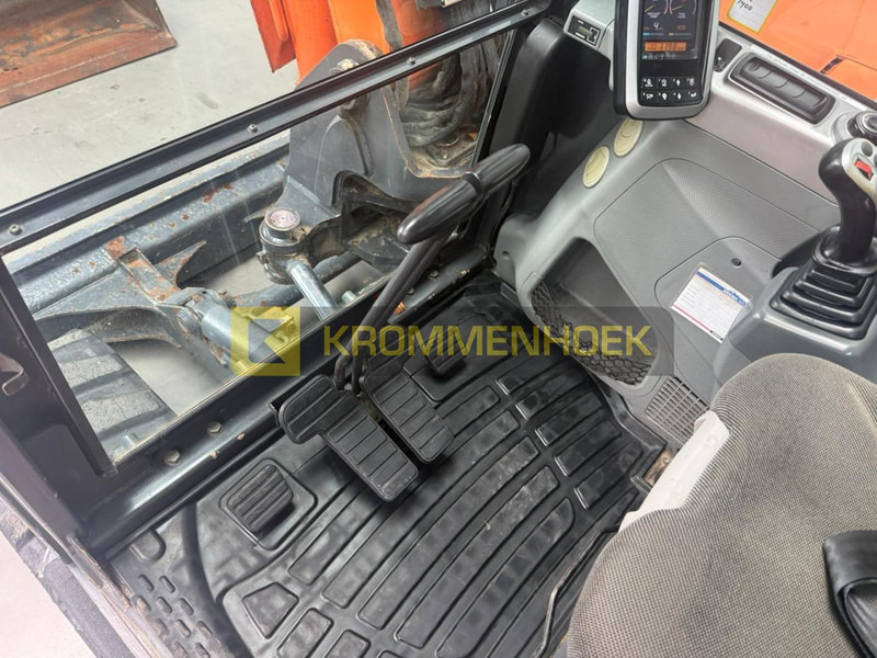 Minigraver Doosan DX 85R-3: bilde 16 Minigraver Doosan DX 85R-3: bilde 16