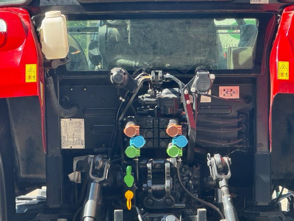Traktor Case IH Farmall 100C, loader ready, EHR, 2023!!: bilde 13