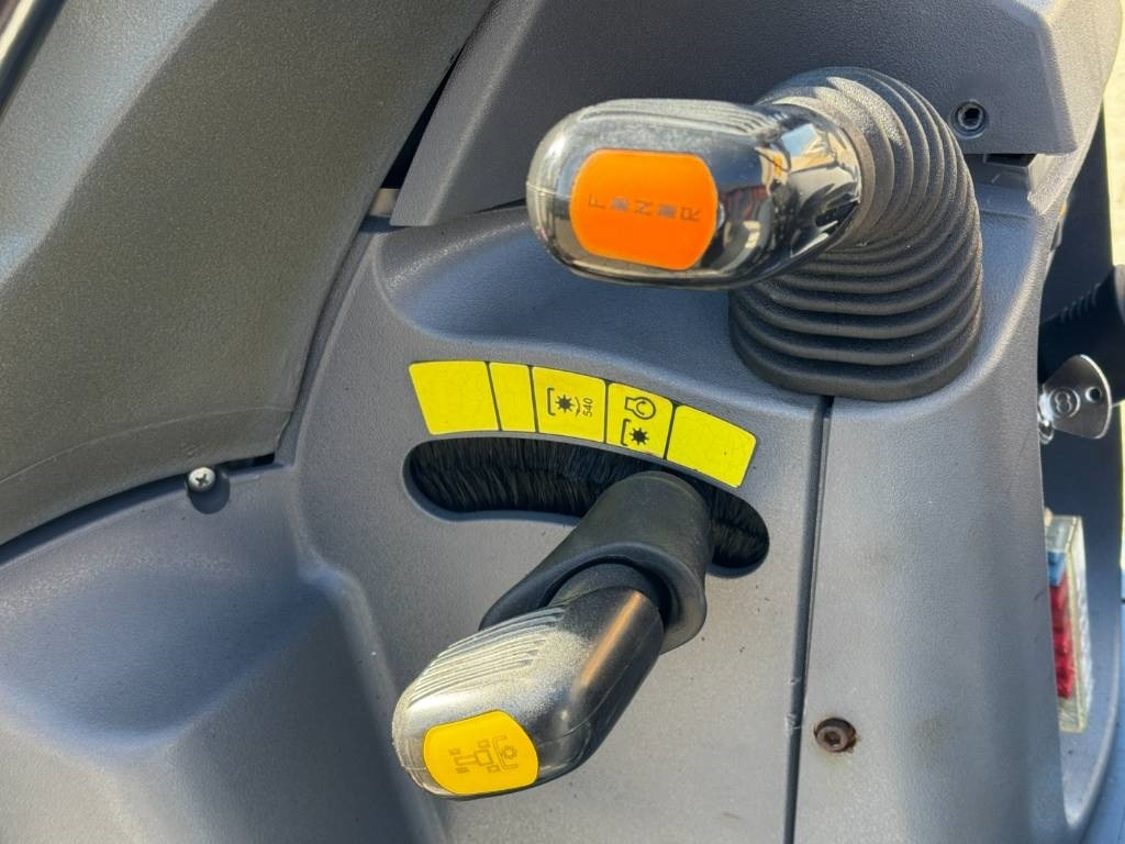 Traktor Lamborghini EGO 55, 287 hours!: bilde 19 Traktor Lamborghini EGO 55, 287 hours!: bilde 19