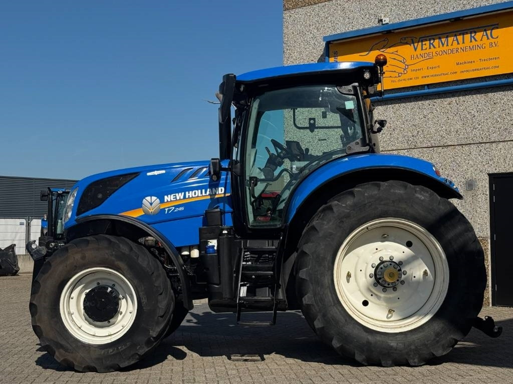 New Holland T7.245 Auto Command, GPS complete, frontlinkage - Traktor: bilde 2 New Holland T7.245 Auto Command, GPS complete, frontlinkage - Traktor: bilde 2