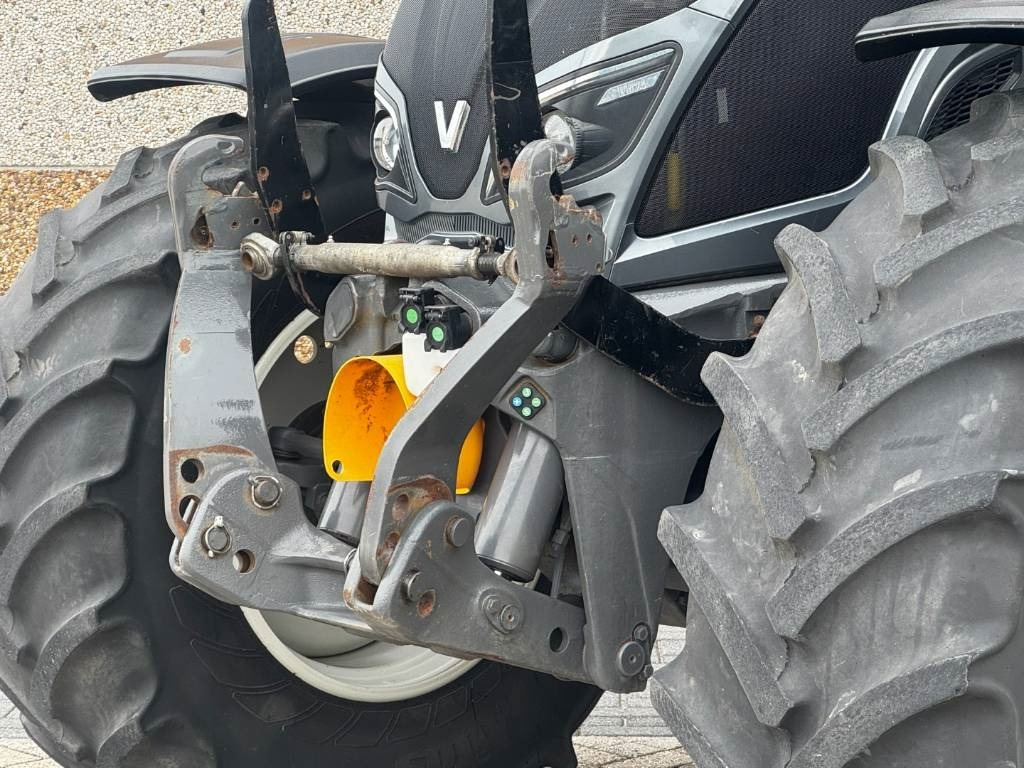 Valtra N174D, Frontlinkage + PTO, Frontloader, 3846 hours  - Traktor: bilde 4 Valtra N174D, Frontlinkage + PTO, Frontloader, 3846 hours  - Traktor: bilde 4