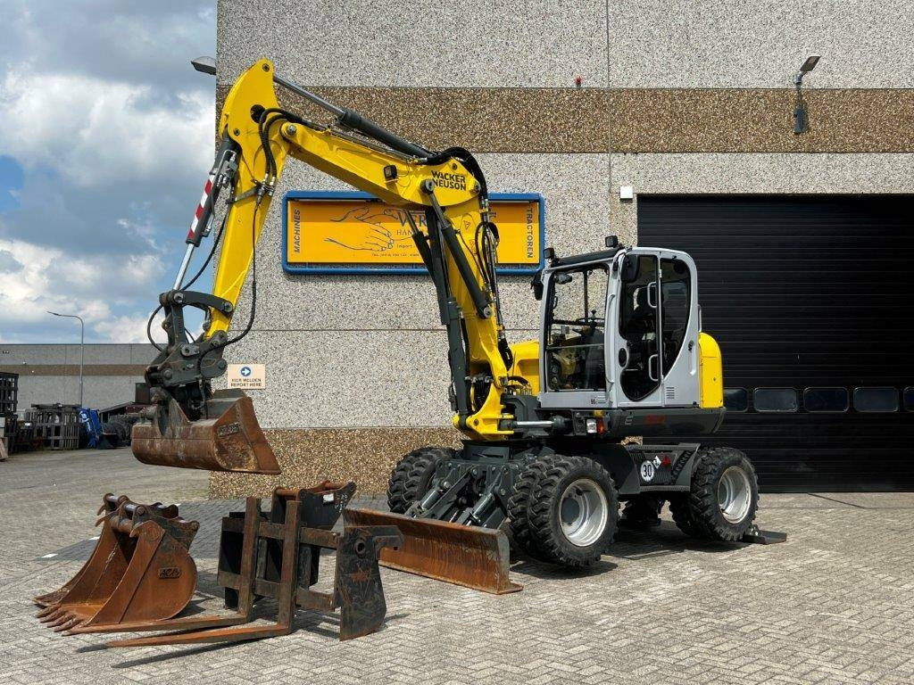 Wacker Neuson EW100 – 1376 hours – 2019!! - Hjulgraver: bilde 1 Wacker Neuson EW100 – 1376 hours – 2019!! - Hjulgraver: bilde 1