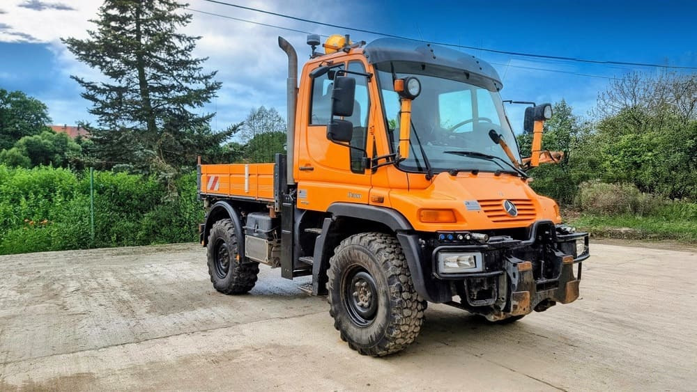MERCEDES-BENZ Unimog U300 - Utility-/ Spesiell maskin: bilde 3 MERCEDES-BENZ Unimog U300 - Utility-/ Spesiell maskin: bilde 3