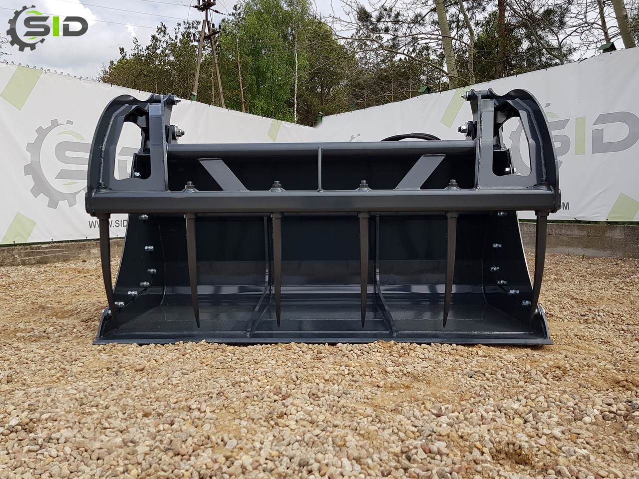 SID KROKODILSCHAUFEL GESCHMIEDETE ZINKEN XXL / Godet Crocodile BMS XXL / Crocodile grab bucket forged tines XXL 1,8 m SID - Silo-utstyr: bilde 2 SID KROKODILSCHAUFEL GESCHMIEDETE ZINKEN XXL / Godet Crocodile BMS XXL / Crocodile grab bucket forged tines XXL 1,8 m SID - Silo-utstyr: bilde 2