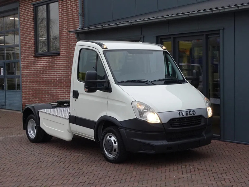 Iveco Daily 35.210 PK BE TREKKER 10.4t AIRCO CC - Trekkvogn: bilde 1 Iveco Daily 35.210 PK BE TREKKER 10.4t AIRCO CC - Trekkvogn: bilde 1
