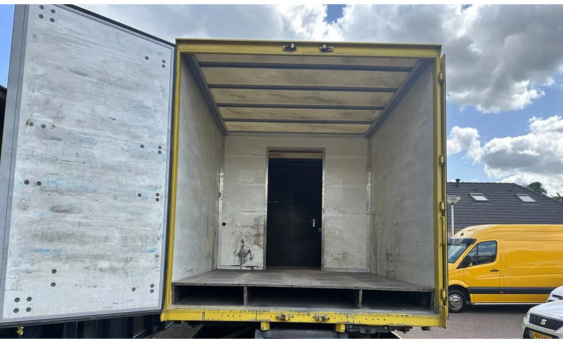 Volvo FL 12.240 AIRCO Kachel Douche 2x bed CAMPER MOTORSPORT ENZ - Skapbil: bilde 2 Volvo FL 12.240 AIRCO Kachel Douche 2x bed CAMPER MOTORSPORT ENZ - Skapbil: bilde 2