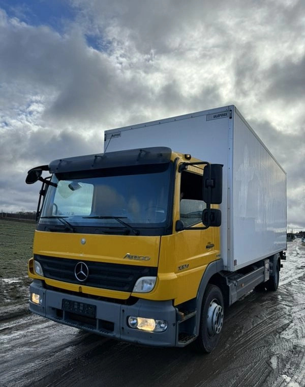 MERCEDES-BENZ ATEGO 1324 Sprowadzony - Isotermisk lastebil: bilde 1 MERCEDES-BENZ ATEGO 1324 Sprowadzony - Isotermisk lastebil: bilde 1